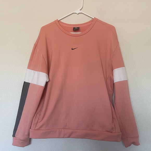 Gently used pink Nike pull over - Picture 1 of 4